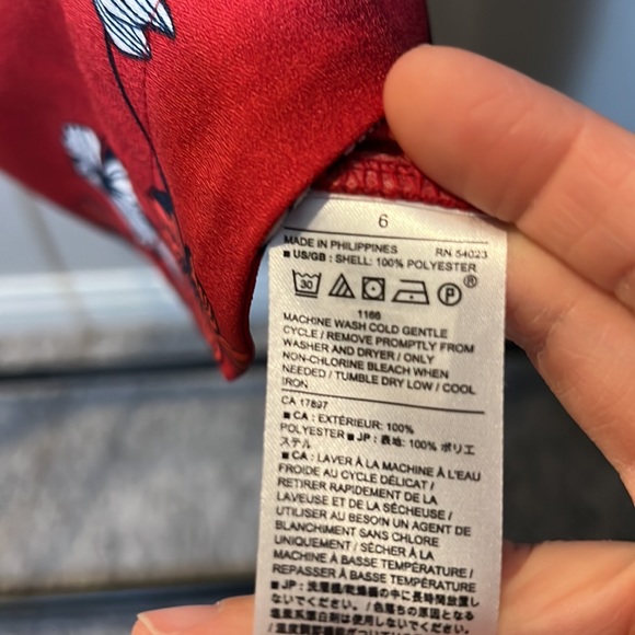 SOLD Banana Republic Red Floral Semi Bell Sleeve A-Line Dress Curved Hem - Picture 5 of 12